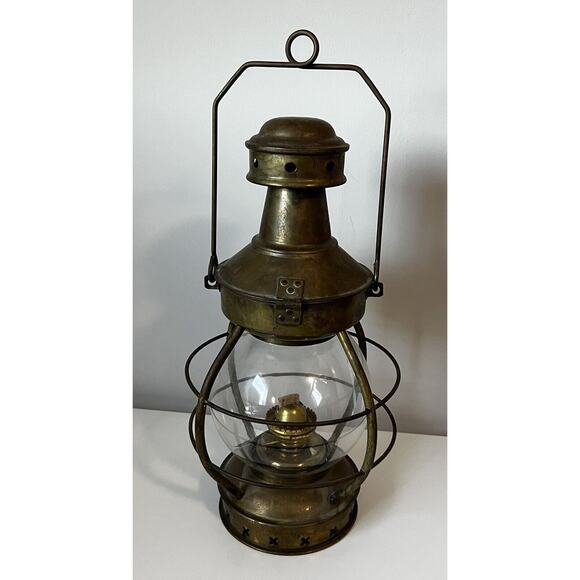 W.E. RHYNE Brass Mast Light Lamp Oil Maritime Sea Nautical Ship Lighthouse Decor - Picture 6 of 10